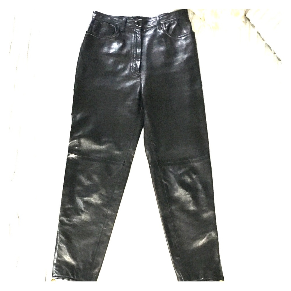 Chanel boutique women’s pant leather